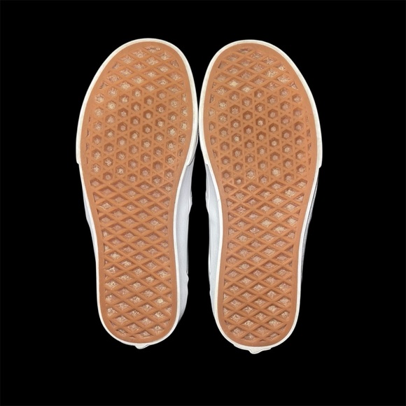 Vans Classic Slip On White Shoes Women’s 5.5 - Picture 10 of 10